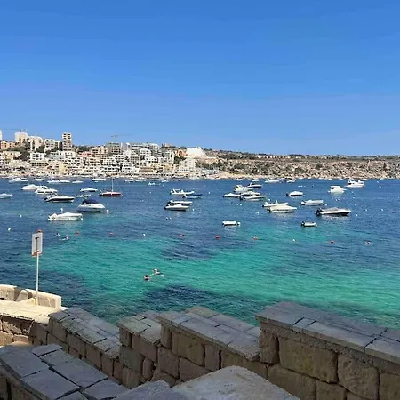 Apartmán Modern Duplex By The Sea, Next To Xemxija Bay