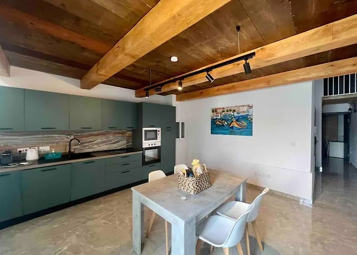 Modern Duplex By The Sea, Next To Xemxija Bay Apartament